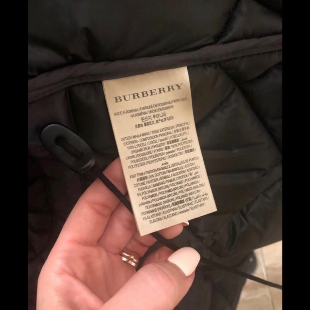 Burberry woman’s Coat - Picture 4 of 4